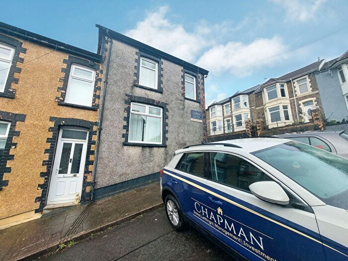 3 Bedroom End Of Terrace House To Rent In Edwards Street, Tonypandy, CF40