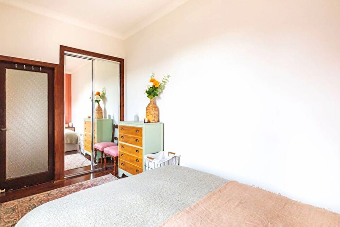 1 Bedroom Flat For Sale In Albyn Grove, Aberdeen, AB10