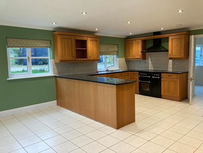 5 Bedroom Detached House To Rent In Moreton Road, CM5