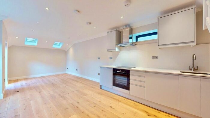 1 Bedroom Detached House To Rent In Lindrop Street, London, SW6