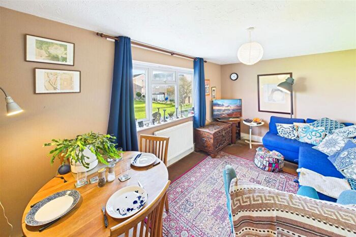 1 Bedroom Flat For Sale In Close To Clevedon’s Seafront And Town Centre, BS21