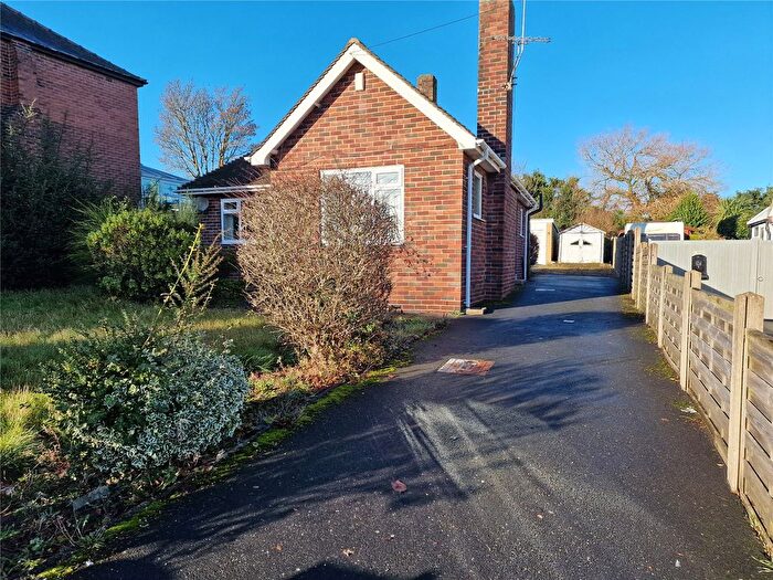 2 Bedroom Bungalow To Rent In Glebe Gate, Dewsbury, West Yorkshire, WF12