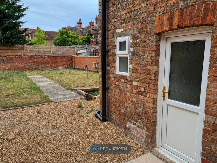 Studio To Rent In Goldington Avenue, Bedford, MK40