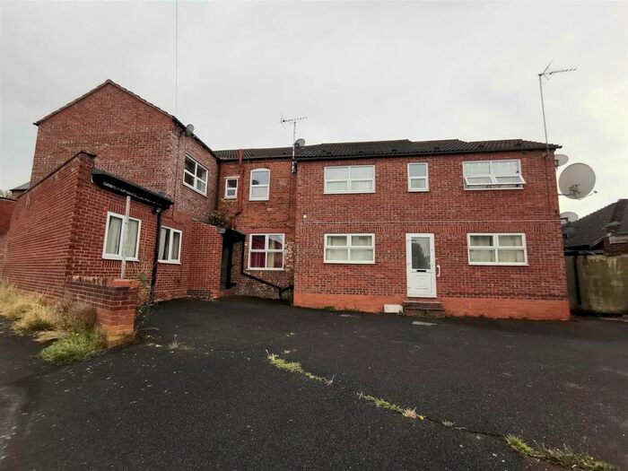 1 Bedroom Flat To Rent In Stourbridge Road, Kidderminster, DY10