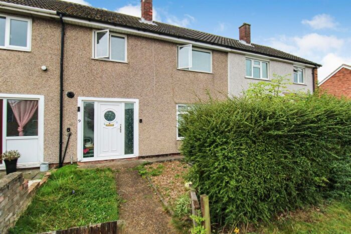 3 Bedroom Terraced House For Sale In Taunton Avenue, Corby, NN18