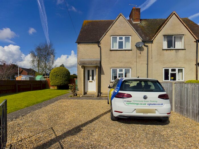 3 Bedroom Semi-Detached House To Rent In The Oval, Frampton On Severn, Gloucester, GL2