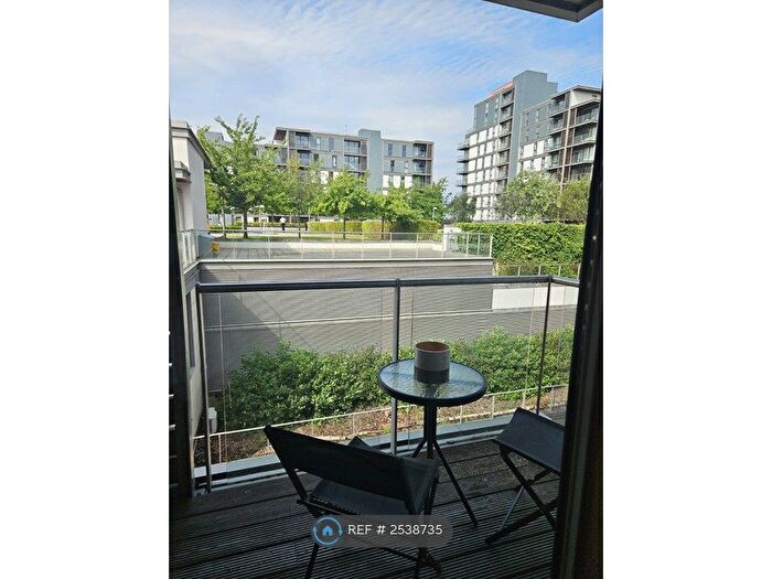 2 Bedroom Flat To Rent In Opal House, Milton Keynes, MK9