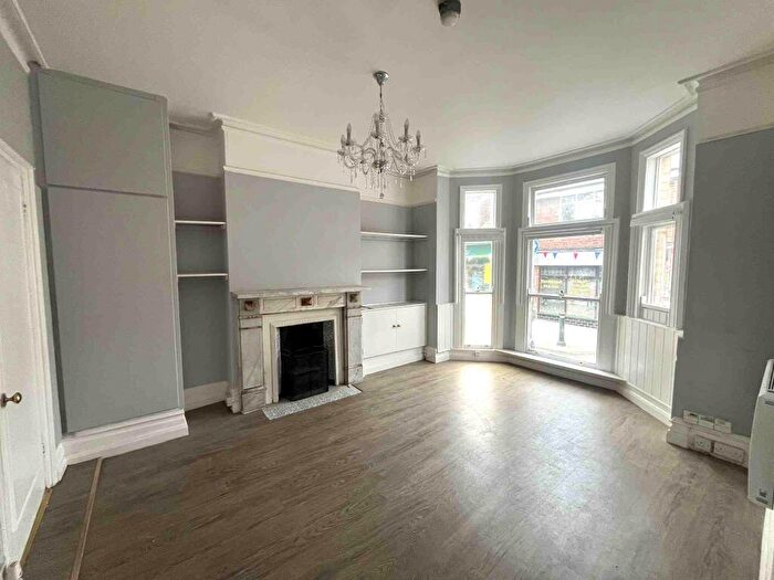 Retail Property To Rent In Kirkstall Lodge, High Street, Edwinstowe, NG21