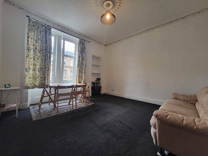 2 Bedroom Flat To Rent In Albert Road, Southside, Glasgow, G42