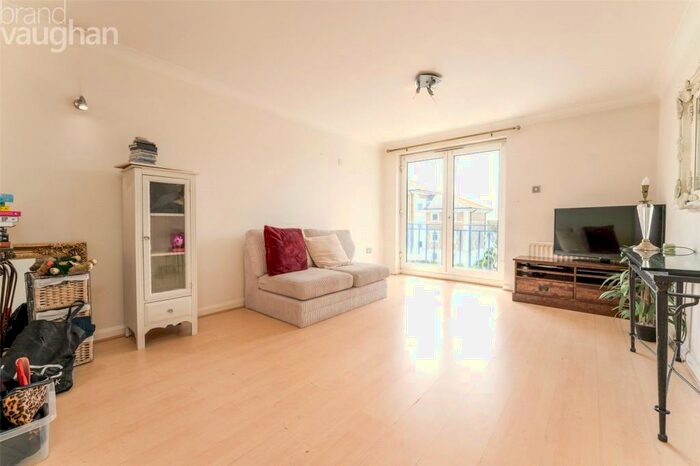 2 Bedroom Apartment To Rent In Victory Mews, The Strand, Brighton, BN2