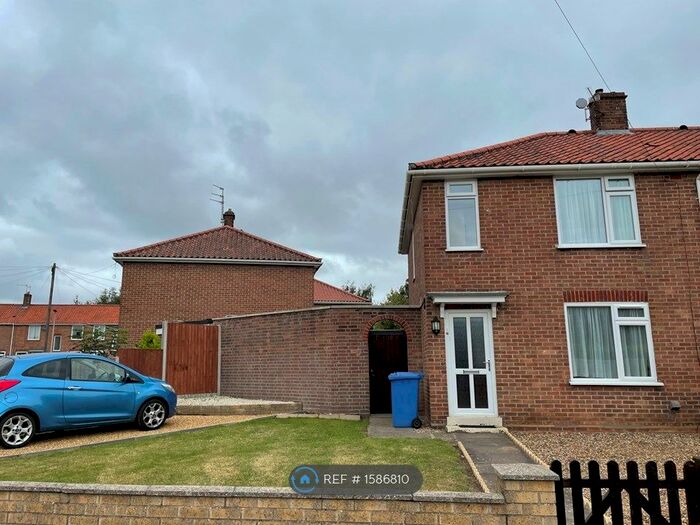 3 Bedroom End Of Terrace House To Rent In Cadge Close, Norwich, NR5