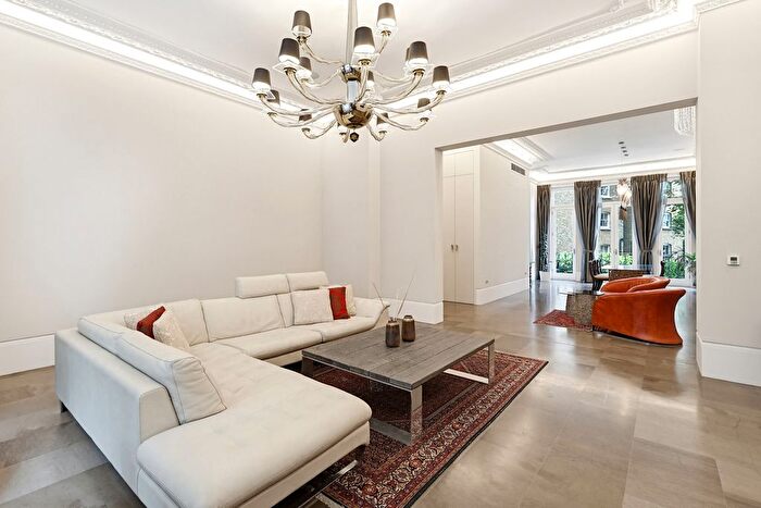 4 Bedroom Maisonette To Rent In Lexham Gardens, London, W8