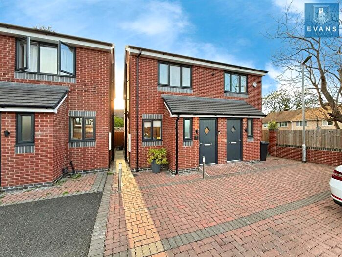 2 Bedroom Semi-Detached House For Sale In Marra Close, Keresley End, Coventry, CV7