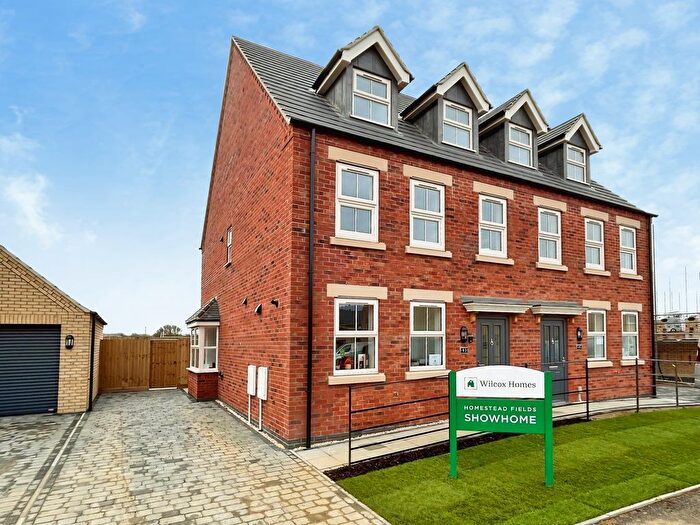 4 Bedroom Semi Detached House To Rent In Hewson Drive, Metheringham, LN4