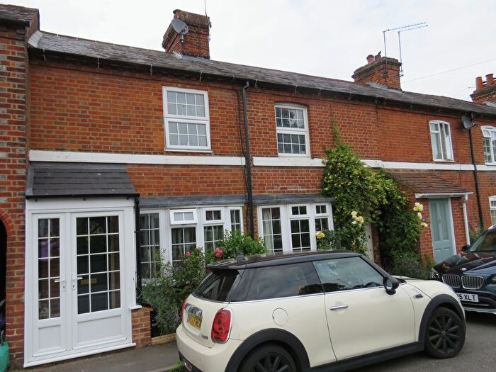 2 Bedroom Terraced House To Rent In South Place, Marlow, SL7