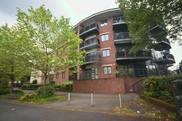 2 Bedroom Flat To Rent In Regents Court, Upper Chorlton Road, Whalley Range, Manchester, De., M16
