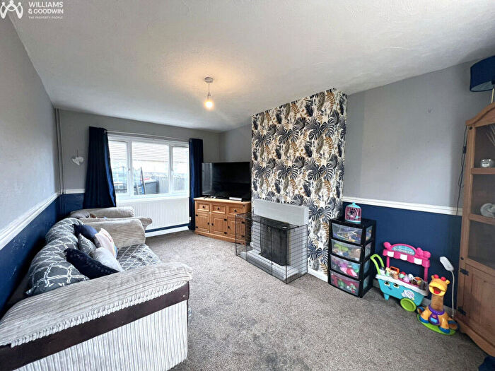 2 Bedroom End Of Terrace House For Sale In Maes Merddyn, Gaerwen, LL60