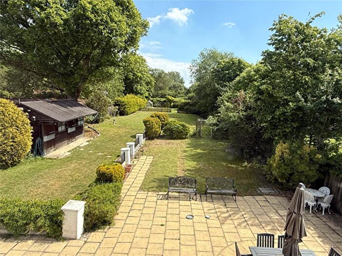4 Bedroom Bungalow For Sale In Lower Dunton Road, Horndon On The Hill, Essex, SS17