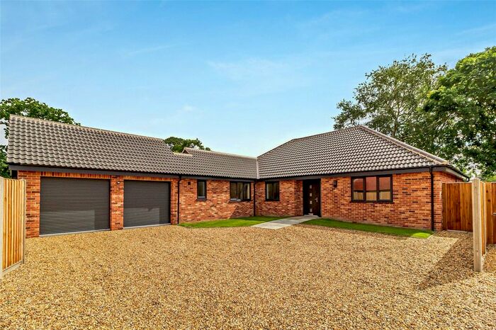 4 Bedroom Bungalow For Sale In Church Road, Griston, Thetford, Norfolk, IP25