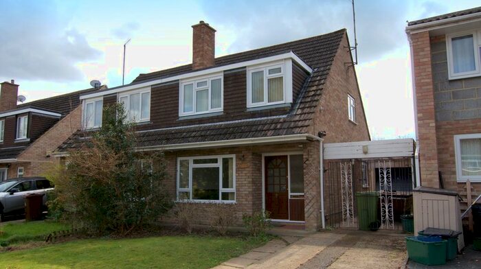 3 Bedroom Semi-Detached House To Rent In Colesbourne Road, Cheltenham, GL51