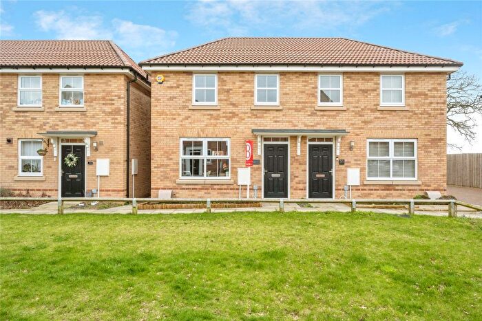 3 Bedroom Semi-detached House For Sale In Saxon Avenue, Hatfield, Doncaster, South Yorkshire, DN7