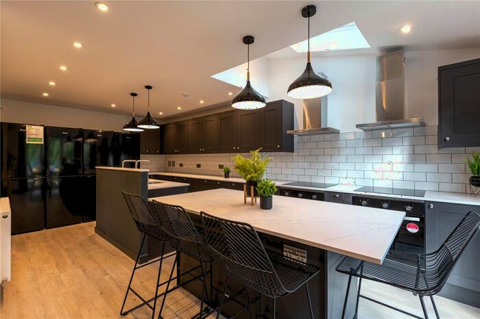 9 Bedroom Semi-Detached House To Rent In Gayner Road, Bristol, BS7