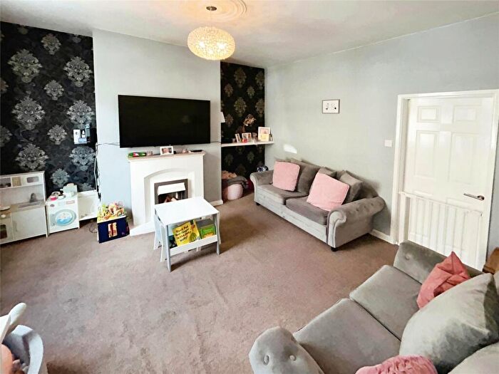 2 Bedroom Terraced House To Rent In Edmund Street, Shaw, Oldham, Greater Manchester, OL2