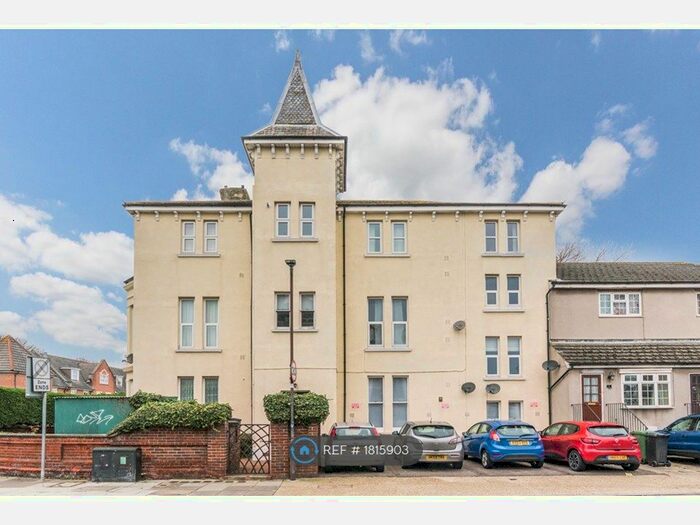1 Bedroom Flat To Rent In St. Andrews House, Southsea, PO5
