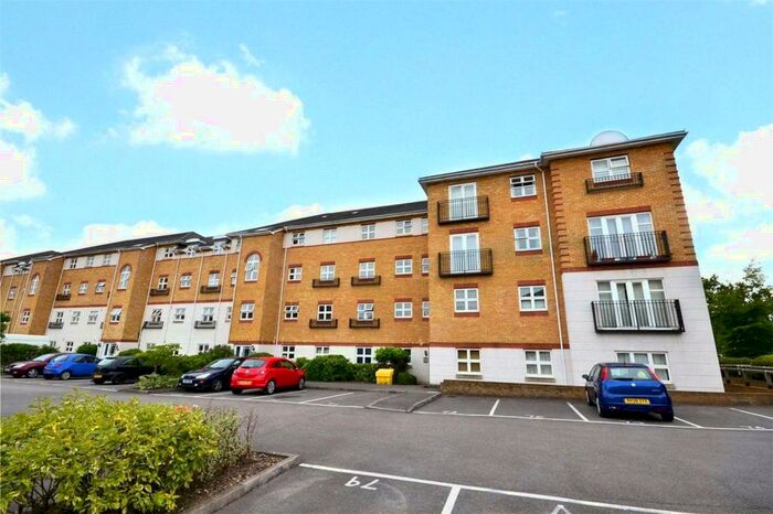 2 Bedroom Apartment To Rent In Ogden Park, Bracknell, Berkshire, RG12