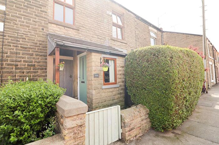 3 Bedroom Terraced House For Sale In Gladstone Street, Glossop, SK13