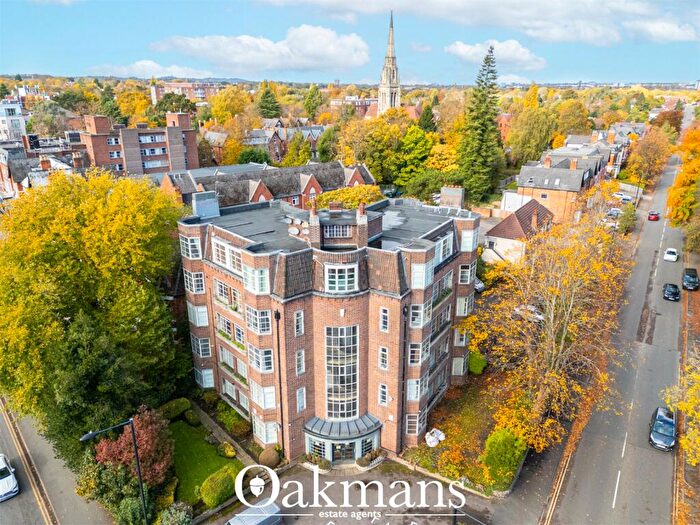 3 Bedroom Apartment For Sale In Hagley Road, Birmingham, West Midlands, B16