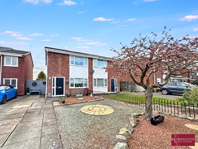 2 Bedroom Semi Detached House For Sale In Tithe Close, Thringstone, Coalville, LE67