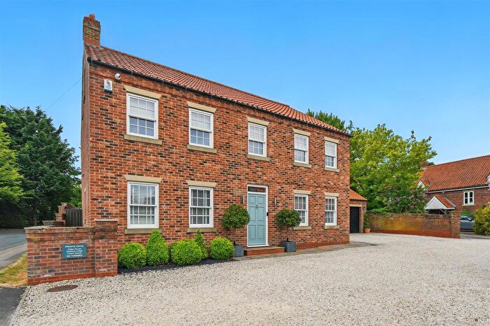 4 Bedroom Detached House For Sale In Main Street, Thorganby, York, YO19