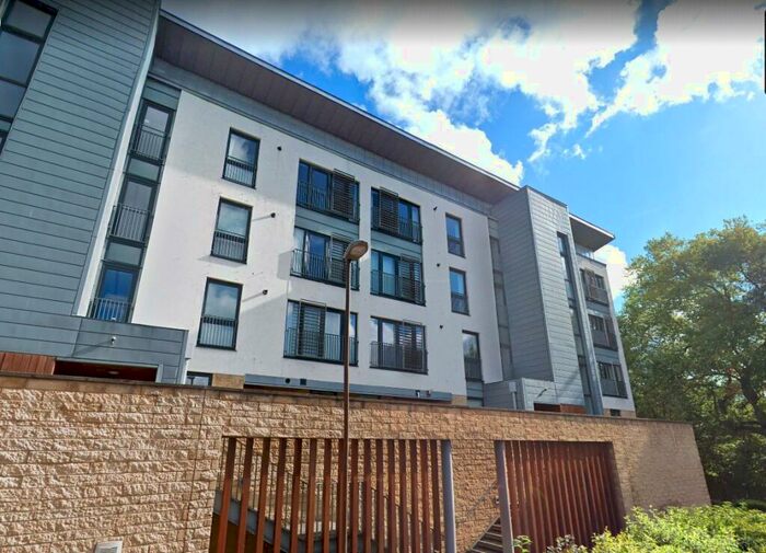 2 Bedroom End Of Terrace House To Rent In Kimmerghame View, Edinburgh, EH4