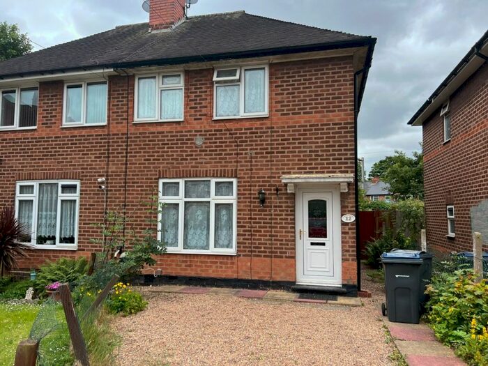 2 Bedroom Semi-Detached House To Rent In Reigate Avenue, Saltley, Birmingham, B8