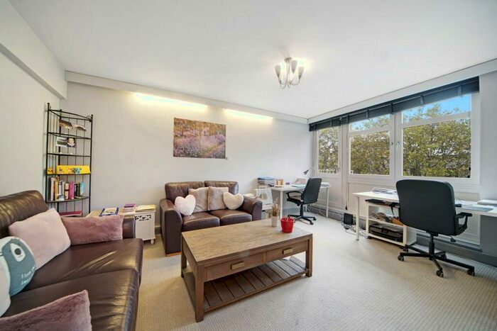 1 Bedroom Flat To Rent In Albany Street, Regents Park, NW1