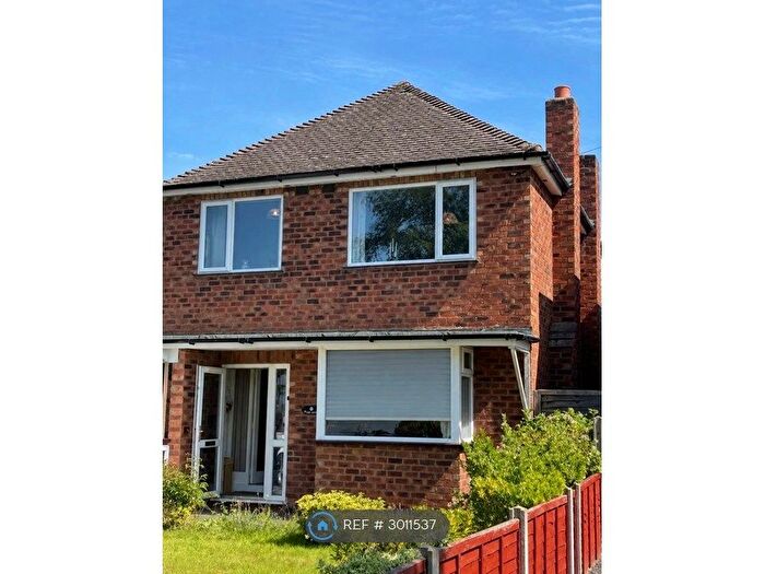 3 Bedroom Detached House To Rent In Willow Road, Solihull, B91