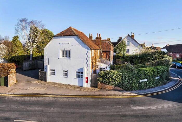 3 Bedroom Semi-Detached House For Sale In Snoll Hatch Road, East Peckham, Tonbridge TN12