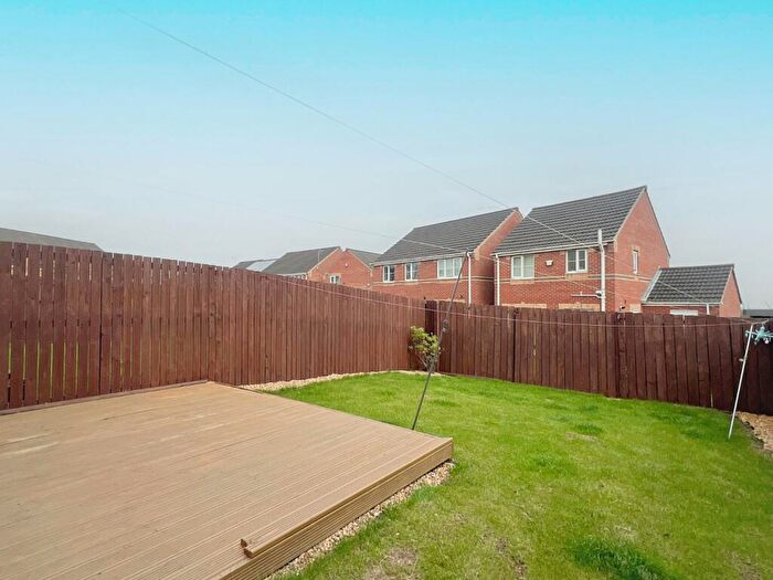 2 Bedroom Semi-Detached House For Sale In Raikes Avenue, Bradford, West Yorkshire, BD4