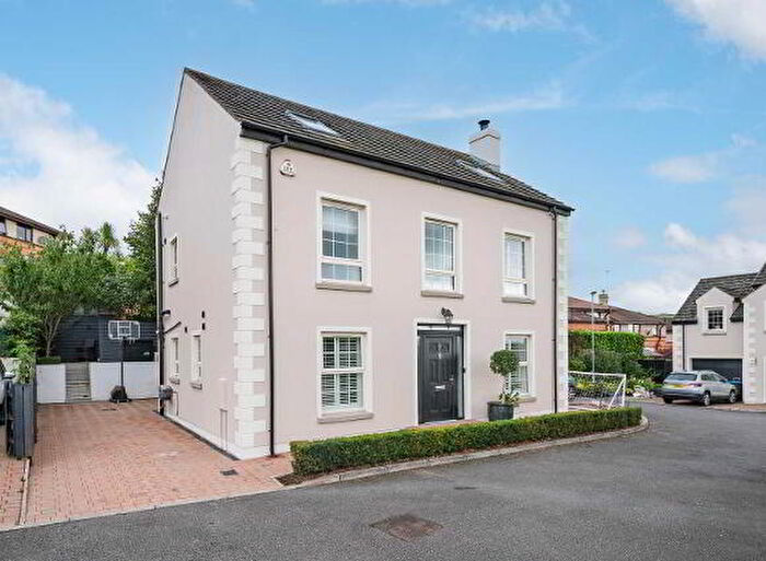 4 Bedroom House For Sale In Grangewood Chase, Belfast, BT16