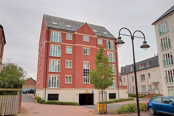 1 Bedroom Flat To Rent In Ushers Court, Trowbridge, BA14