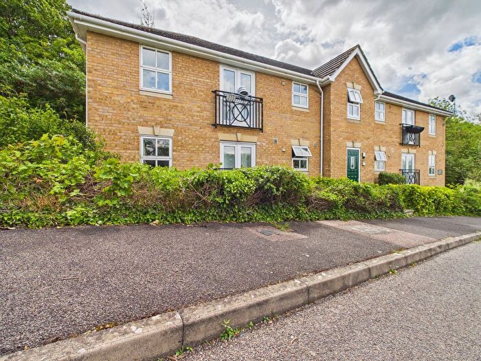 2 Bedroom Flat To Rent In Harriet Drive, Esplanade, ME1