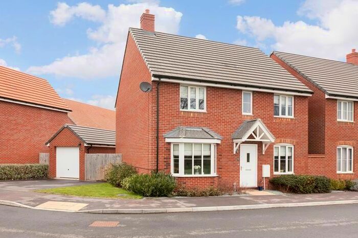 4 Bedroom Detached House For Sale In Chequers End, Harwell, Didcot, OX11