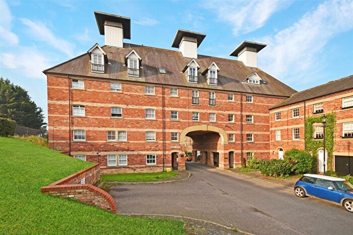 2 Bedroom Flat For Sale In The Drays, Long Melford, CO10