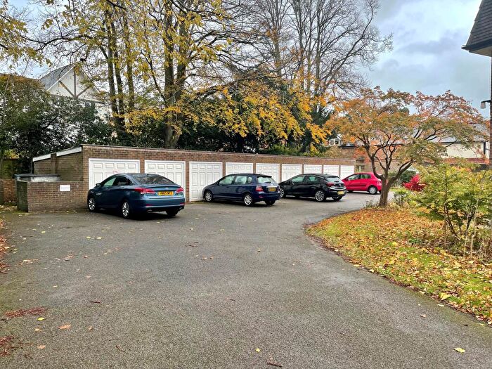 2 Bedroom Apartment To Rent In Tudor Court, Cavendish Place, BH1
