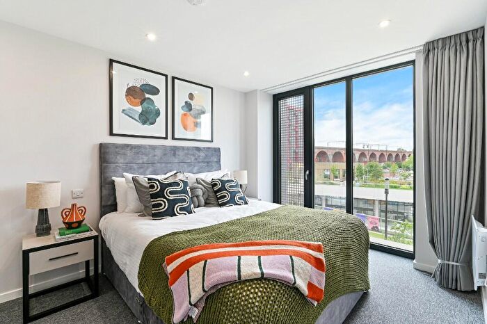 2 Bedroom Apartment To Rent In The Interchange, Daw Bank, Stockport, Greater Manchester, SK3