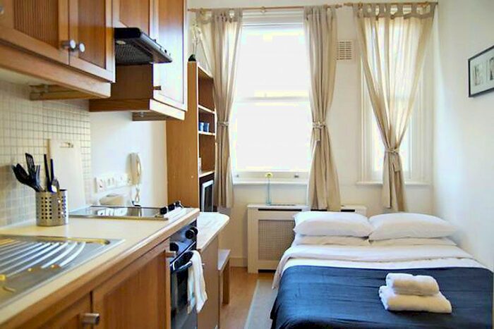 Studio To Rent In Fairholme Road, West Kensington, London, W14