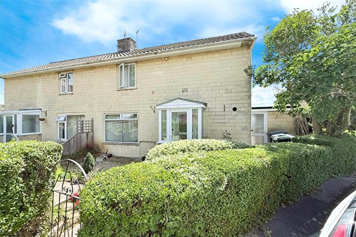 3 Bedroom Semi-Detached House For Sale In St Aldhelm Road, Bradford On Avon, BA15