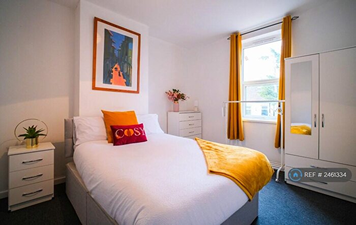 4 Bedroom Terraced House To Rent In Byron Street, Redfield, Bristol, BS5