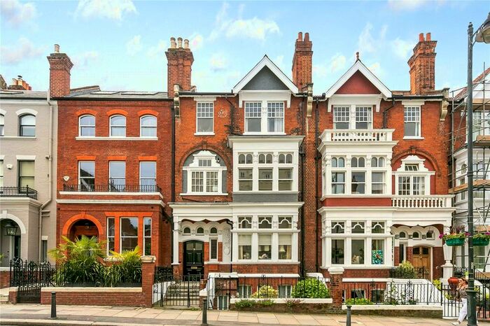 1 Bedroom Flat To Rent In Richmond Hill, Richmond, Surrey, TW10